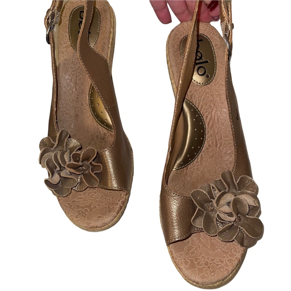 Bolo - Gold Floral Wedges Size 10